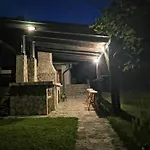 Nyaraló Mila